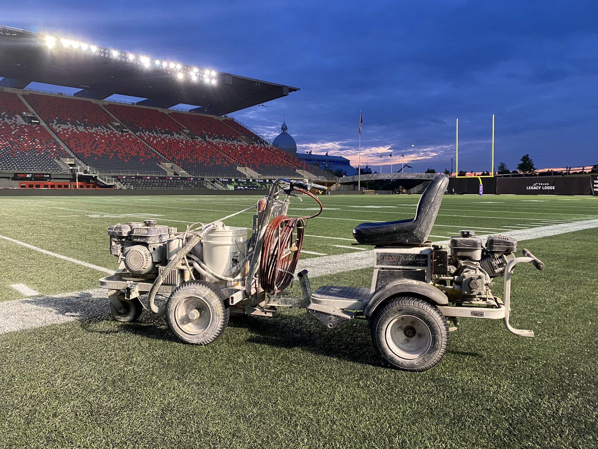 Early start to get the field nice and bright for the home opener tonight🔴⚫️. #REDBLACKS

DM me if you would like 4 free tickets.