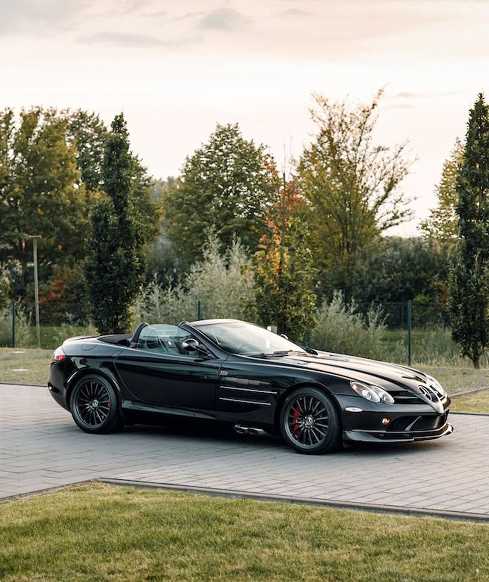 GermanCarScene's tweet photo. 8,316km Mercedes-Benz SLR McLaren 722 S Roadster. Yours for €999,722 - https://t.co/wHqow9chEW https://t.co/sSR0bsUV7S