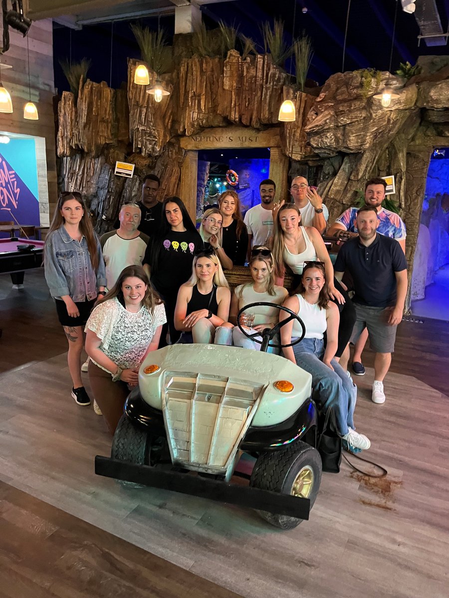 Great couple days at U299 with our Stage 2 MT's. Great interaction, networking and idea sharing in from our department head sessions, followed by our evening crazy golf tournament.⛳️
