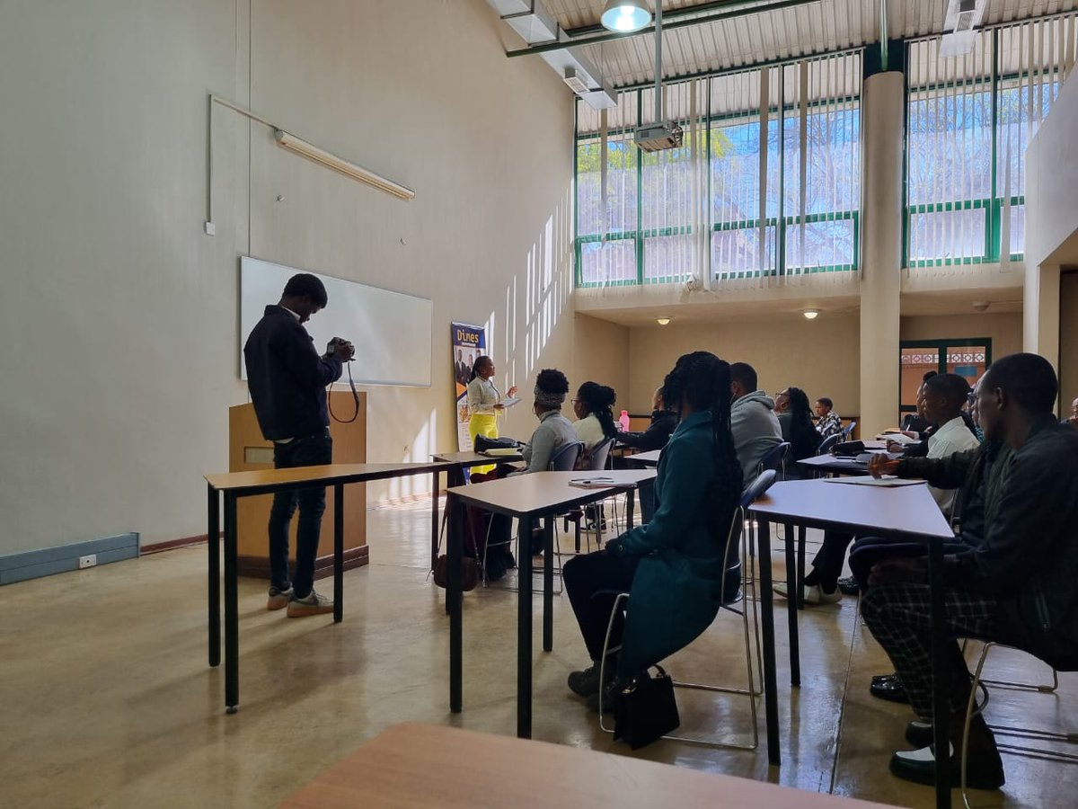 dimesdimeology's tweet image. "Don't succumb to unnecessary pressure to live beyond your means just to maintain a lifestyle you cannot afford."
#dimeologyconference #financialeducation #financialmatters #dimes #moneymatters