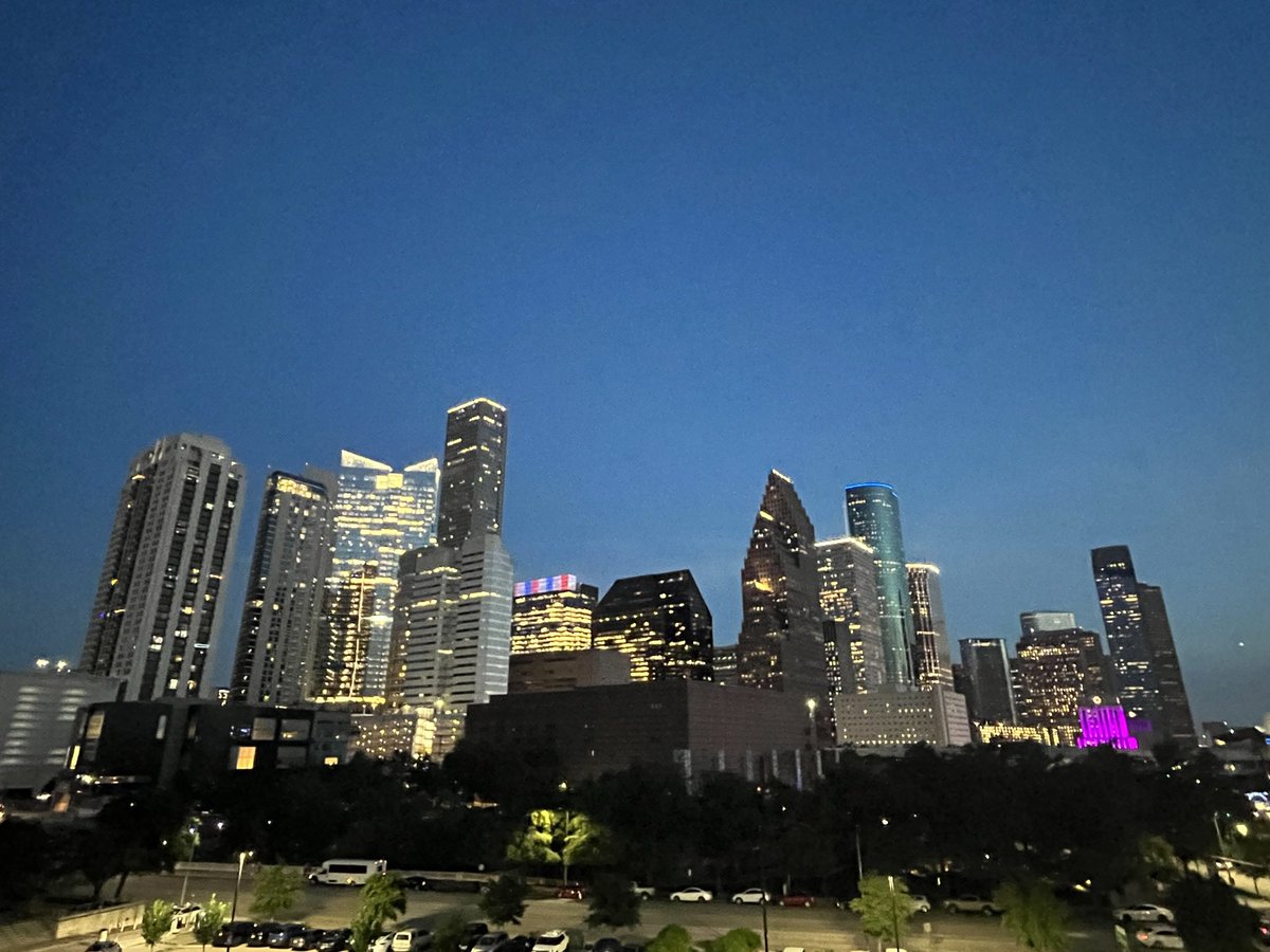 A week late… only just about recovered from the jet lag! ✈️ A big thank you to the <a href="/ASMS2023/">Andrea Smalls</a> for inviting me to give a talk for the second year in a row! 🇺🇸🤠🔭🚀I’m incredibly fortunate to have been able to attend this conference twice now… let’s make it 3 for 3 <a href="/ASMS2024/">𝚊𝚖</a> 👀