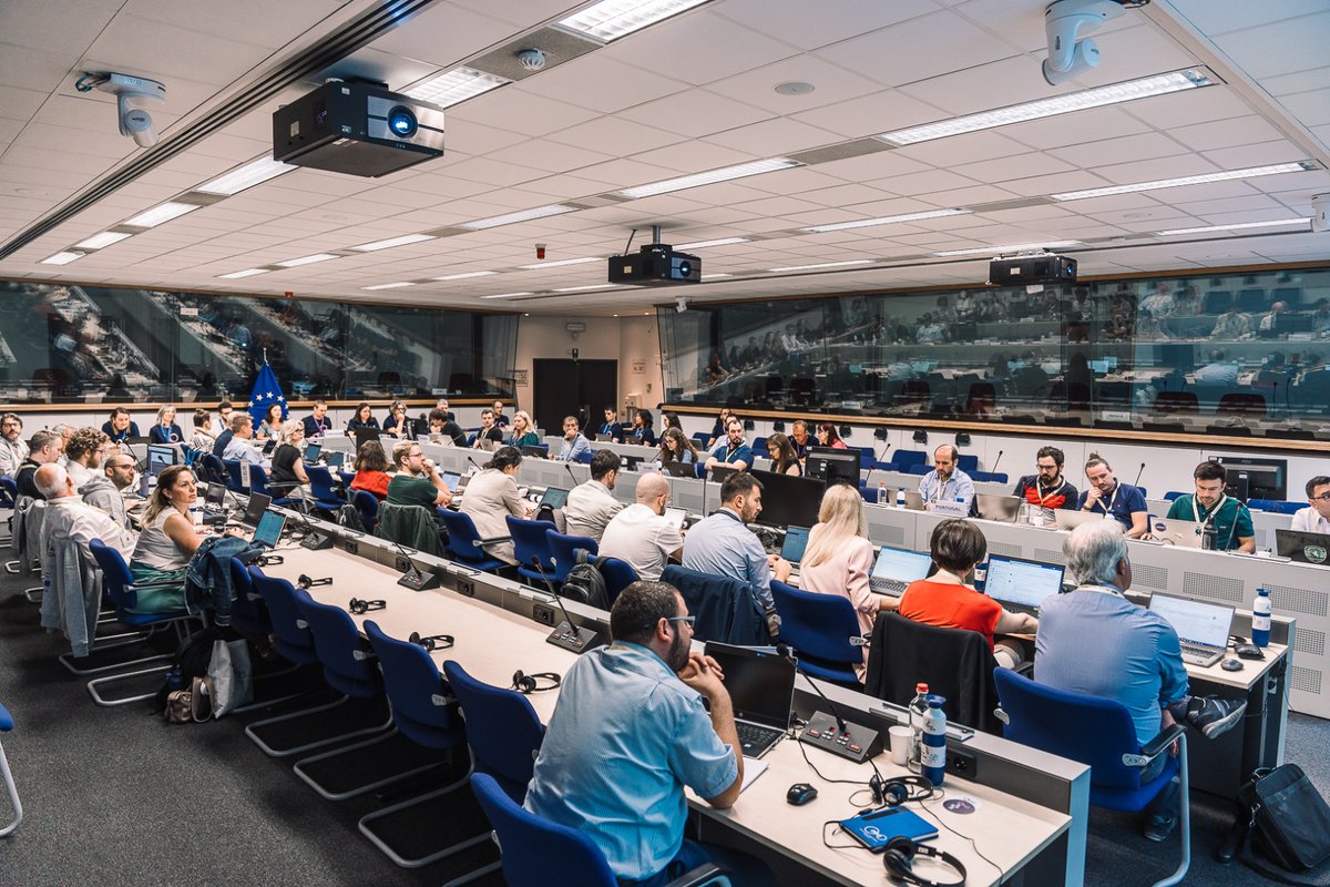 Day 2! We have got 19 Member States in Brussels testing their national implementations of the #OnceOnly Technical System. Great energy, enthusiasm and all in the spirit of co-creation. You can see the day’s agenda here: ec.europa.eu/digital-buildi…
