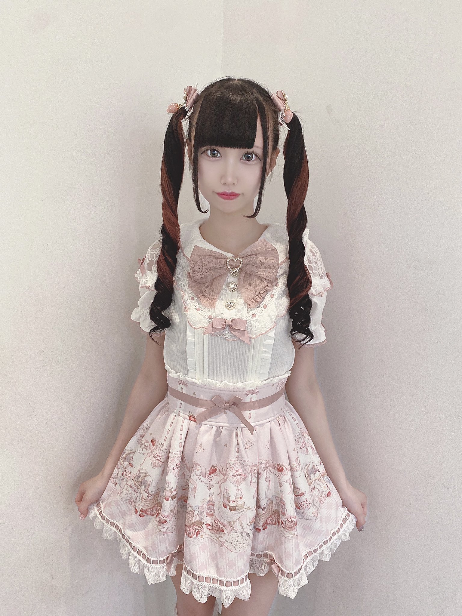 LIZ LISA on X: