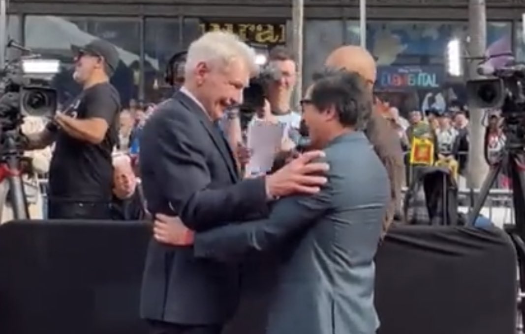 phan2187's tweet photo. the way his face changes after he realizes who was hugging him 🥹 https://t.co/jaJX8KGRXx