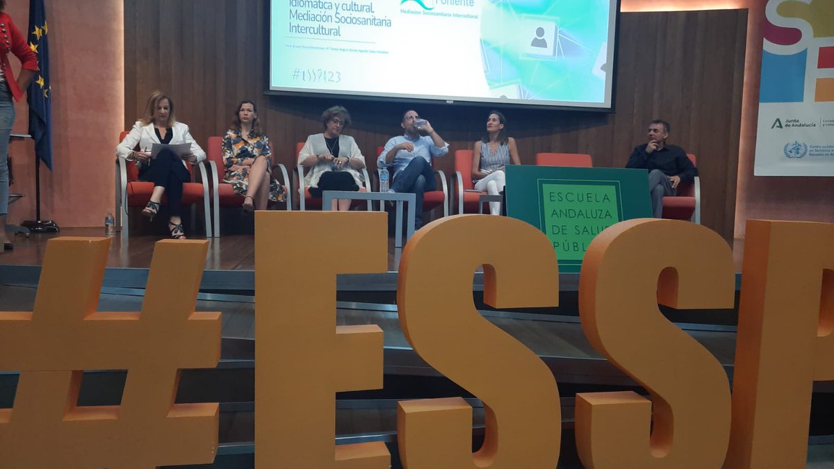 Carmen JC #NNTTSemergen (@c_jodar) on Twitter photo Agradecida de moderar en el #ESSPA23 la MESA DE #COMUNICACIONES ORALES 2
Compartir las buenas prácticas supone:
✅minimizar los riesgos
✅mejorar la seguridad de #pacientes y #profesionales
✅alinear objetivos
✅#Humanización
#ESSPA #SegPac #EstrategiaSaludDigital
<a href="/saludand/">Consejería de Salud y Consumo</a> Agradecida de moderar en el #ESSPA23 la MESA DE #COMUNICACIONES ORALES 2
Compartir las buenas prácticas supone:
✅minimizar los riesgos
✅mejorar la seguridad de #pacientes y #profesionales
✅alinear objetivos
✅#Humanización
#ESSPA #SegPac #EstrategiaSaludDigital
<a href="/saludand/">Consejería de Salud y Consumo</a>