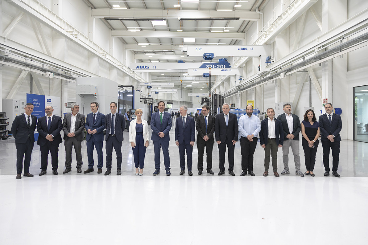 Ayer apoyamos al fabricante de máquina-herramienta <a href="/SORALUCE/">SORALUCE</a> , perteneciente a <a href="/DANOBATGROUP/">DANOBATGROUP</a> , en la inauguración de su nueva planta de montaje en Bergara. Gracias por contar con nosotros para celebrar este gran hito. #SoraluceSummit2023
__

Atzo <a href="/DANOBATGROUP/">DANOBATGROUP</a> -en parte den