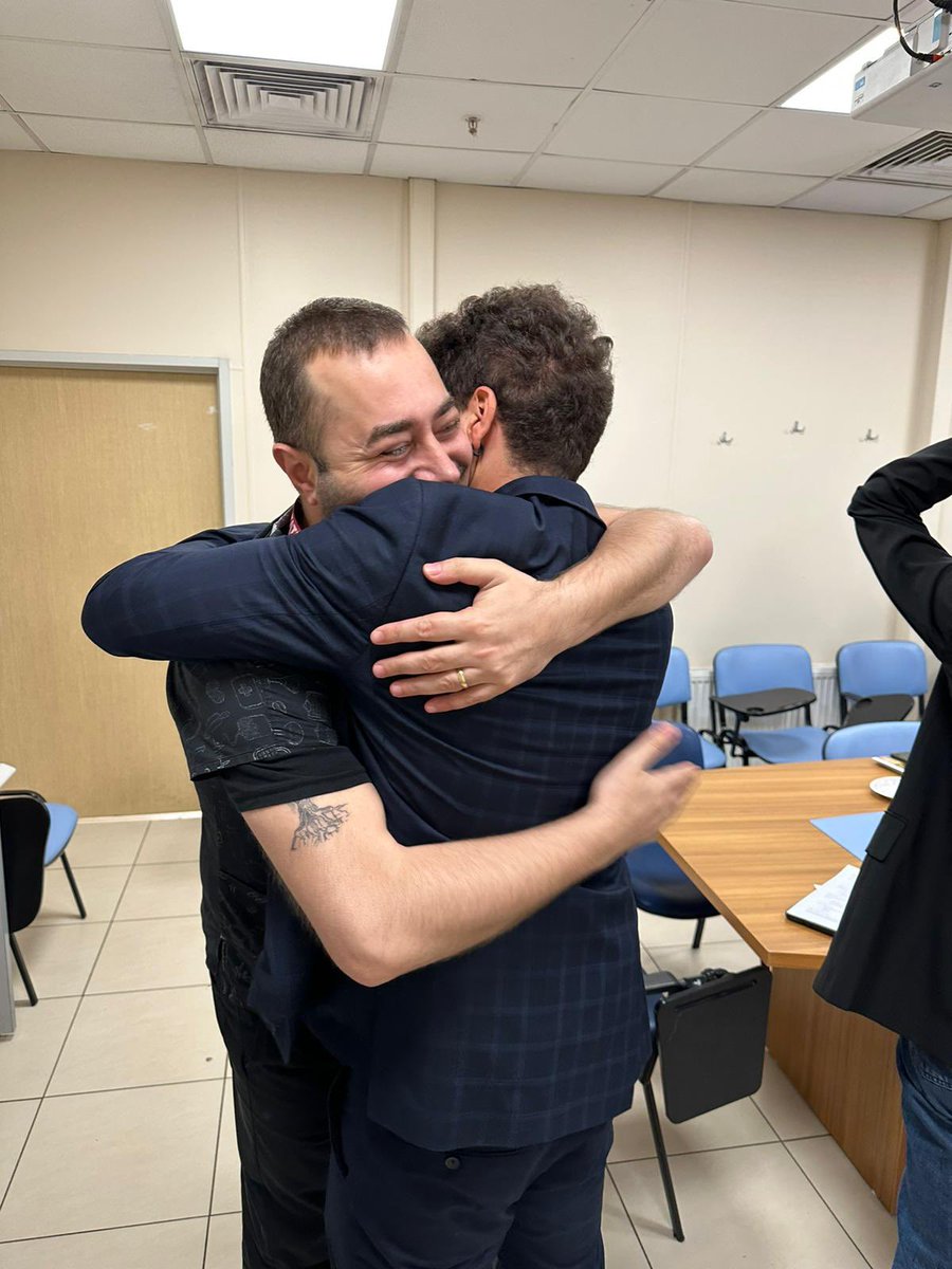 Kliniğimizin 72. mezunu, Uzm. Dr. Tuna ÇELİK‘i tebrik ederiz. 👏🏻🎉