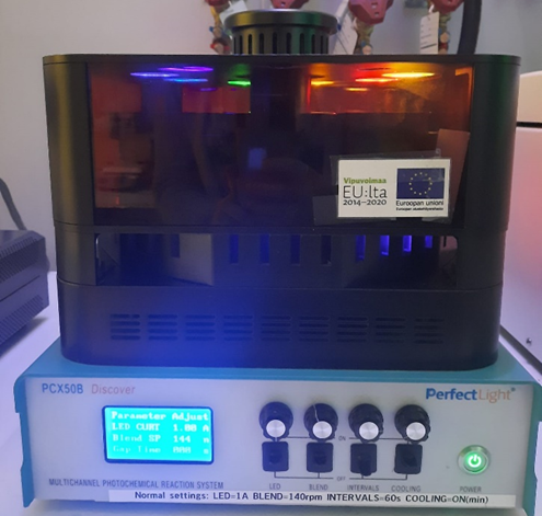 NANOMO Research Unit (@nanomo_group) on Twitter photo (9/10) To test our #Photocatalysts in #HydrogenProduction, we use quartz reactor and a LED light source😎. Afterwards, the gas chromatogram will quantify the amount of #Hydrogen generated from #WaterSplitting💧. <a href="/RossellaGreco7/">RossellaGreco</a> #OuluTC (9/10) To test our #Photocatalysts in #HydrogenProduction, we use quartz reactor and a LED light source😎. Afterwards, the gas chromatogram will quantify the amount of #Hydrogen generated from #WaterSplitting💧. <a href="/RossellaGreco7/">RossellaGreco</a> #OuluTC