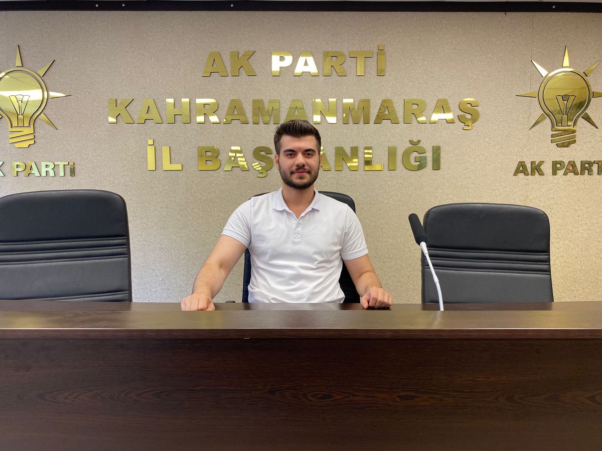 yenisecmenmaras's tweet photo. Çatlayana dek koşmaya devam💪

Yeni Seçmen İl başkanımız @MmtOnur1 riyasetinde haftalık olağan yönetim toplantımızı gerçekleştirdik . https://t.co/a5X4JMS6AJ