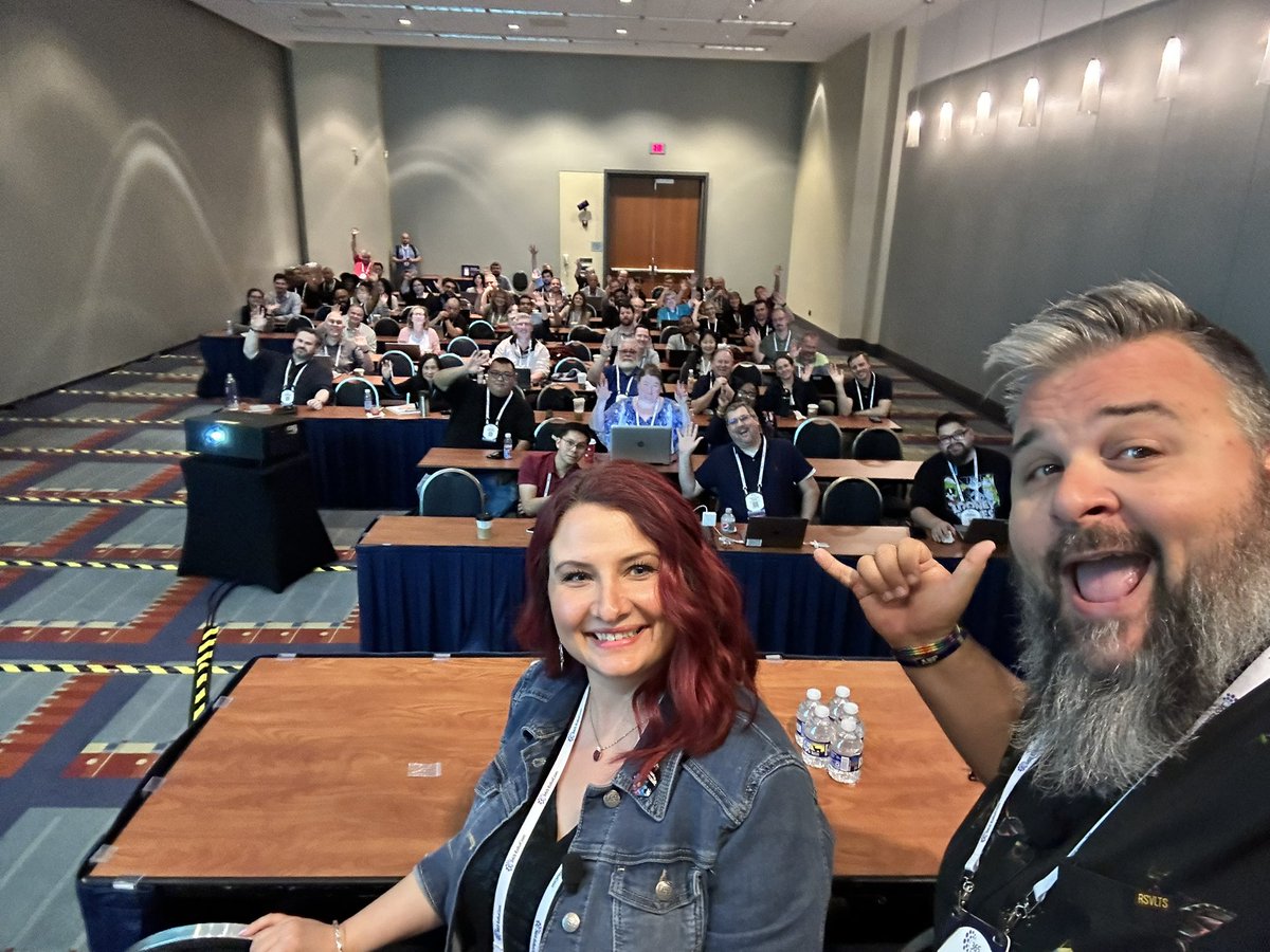 JoyOfSharePoint's tweet photo. What a great turn out for our Information Management session at @365EduCon DC! 👏👏 @microsoft365 @MicrosoftTeams @SharePoint #communityrocks https://t.co/wOfAH1oyFc