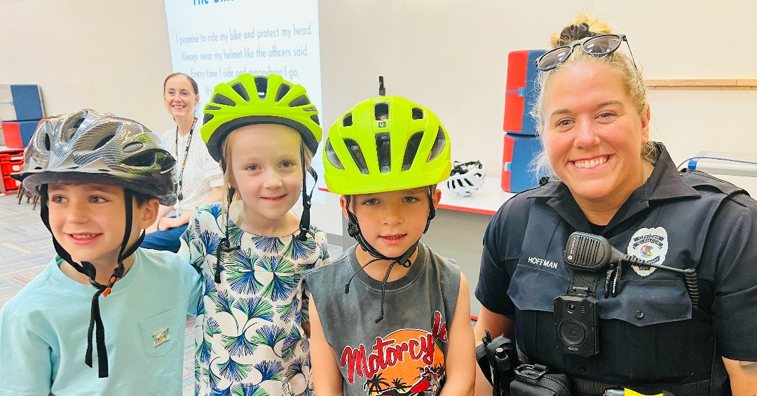 Public Safety Officer Hoffman visited South School students during Bike Safety Month (May) to share important bike safety reminders with our younger residents. She also spent time fitting their helmets! Thank you, Officer Hoffman!

#GlencoeIL