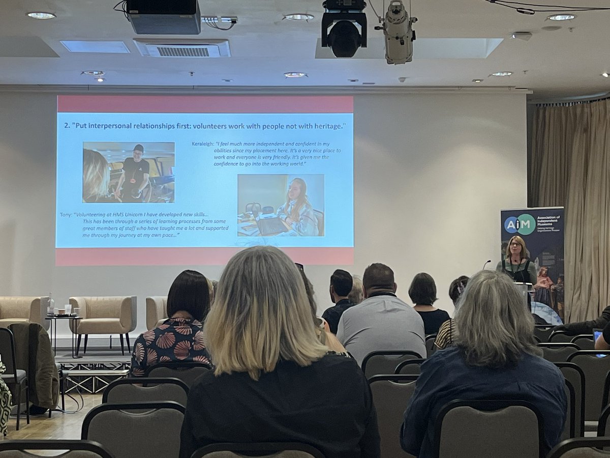 Suffolk_Museums's tweet image. ‘Put interpersonal relationships first: volunteers work with people not with heritage.’ Well worth bearing in mind when working with volunteers ☝️#AIMConference2023