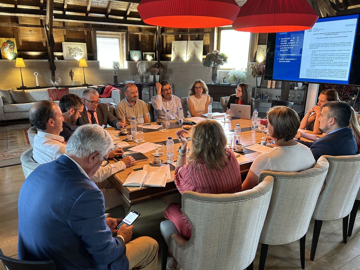 MarineInstrumen's tweet photo. Fue un gran día de encuentro entre todos los socios y una oportunidad para incentivar de manera conjunta el desarrollo tecnológico que permita el mantenimiento de la #competividad y #sostenibilidad en ambos sectores. https://t.co/coYooi1DqC