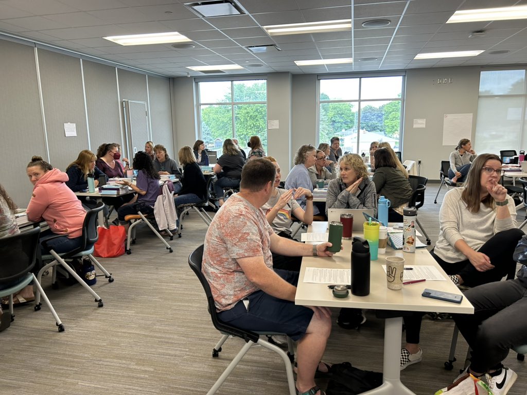 endicottjustin1's tweet image. A room full of 40 administrators, coaches, curriculum leaders, and teachers to launch what they know is needed for their success - the highest quality ELA curriculum created by teachers for teachers.  I enjoyed leading the work, Wisconsin. #openupEla @openupresources