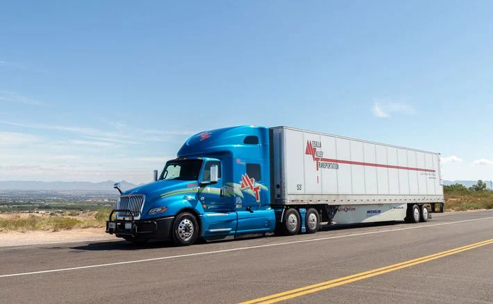 HDTrucking's tweet photo. Did you know that driver fuel economy bonuses can have a massive impact on your fleet's savings?
For more insights on boosting fuel economy and maximizing your savings ➡️ https://t.co/lMfag1Ymki
#FuelEfficiency #FleetManagement #DriverIncentives #trucking #truckingnews https://t.co/tAzaS2tsaP