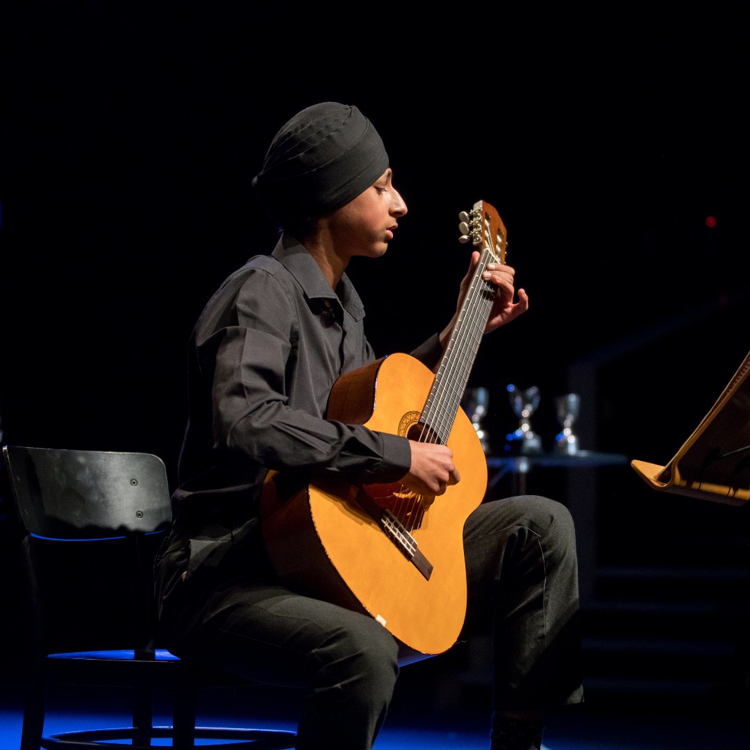Huge congratulations to Jeevan B on being selected for the National Youth Guitar Ensemble! A fantastic achievement and we’re very proud! Jeevan, a gifted classical guitarist, will be offered masterclasses with world-class tutors by the NYGE. <a href="/QEHMusic/">QEH Music</a> #QEHPerformance
