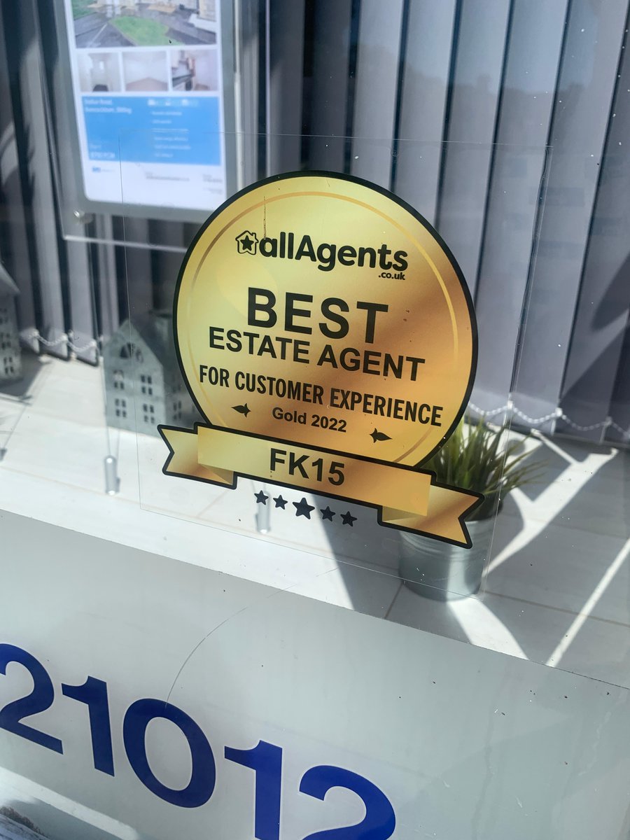 🍾🥂Apparently, we can win free seats for the AllAgents award ceremony in Glasgow later this year if we display our award stickers prominently in our windows. Happy to oblige! 😀#Glasgow #Dunblane #AllAgents