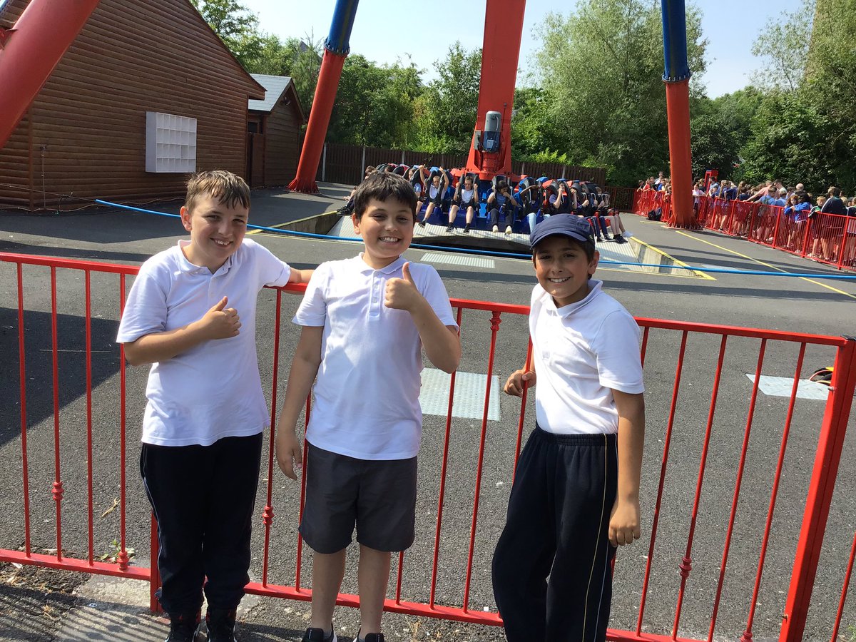 5th Class had a fantastic day in Emerald Park!