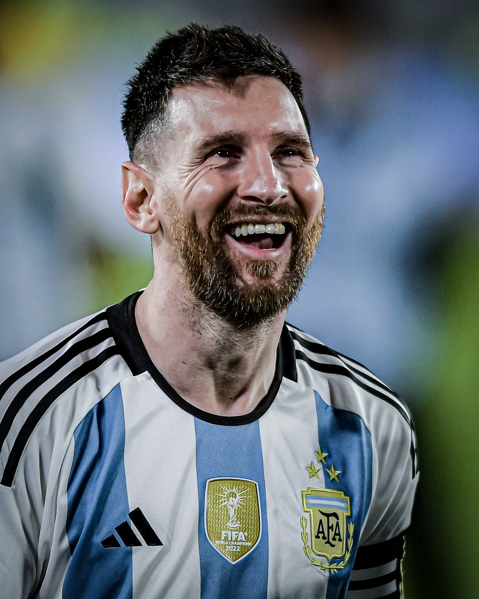 Lionel Messi's recent form for Argentina is ridiculous:

vs 🇪🇪 - ⚽️⚽️⚽️⚽️⚽️
vs 🇭🇳 - ⚽️⚽️
vs 🇯🇲 - ⚽️⚽️
vs 🇦🇪 - ⚽️🎯
vs 🇸🇦 - ⚽️
vs 🇲🇽 - ⚽️🎯
vs 🇵🇱 - ❌
vs 🇦🇺 - ⚽️
vs 🇳🇱 - ⚽️🎯
vs 🇭🇷 - ⚽️🎯
vs 🇫🇷 - ⚽️⚽️
vs 🇵🇦 - ⚽️
vs 🇨🇼 - ⚽️⚽️⚽️🎯
vs 🇦🇺 - ⚽️