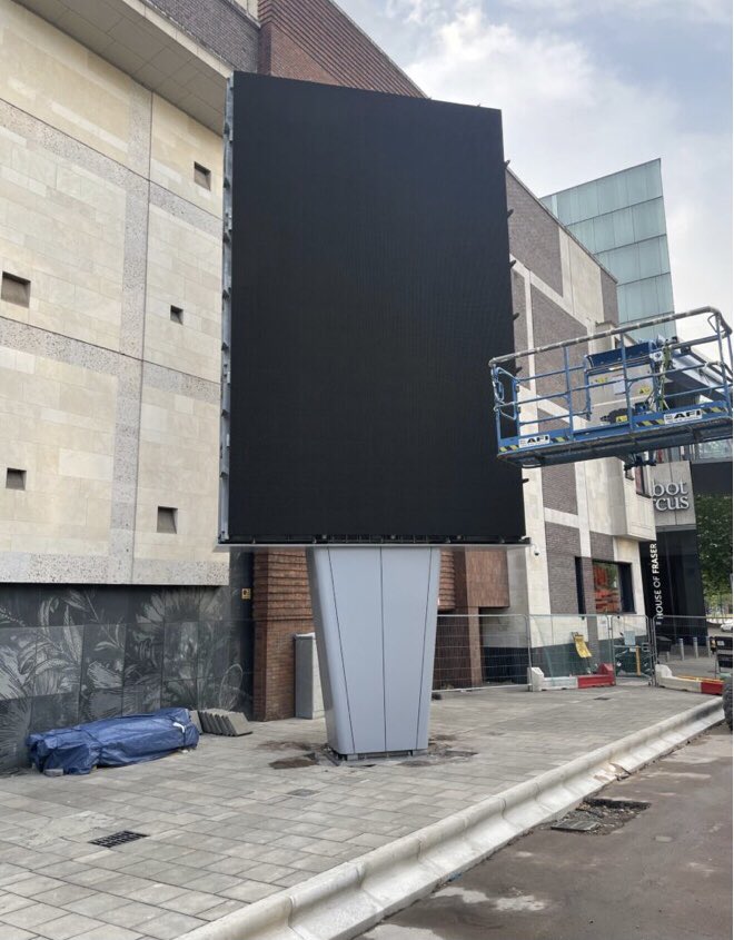 What’s your opinion of this new monstrosity on Bond Street South?

bristol247.com/news-and-featu…