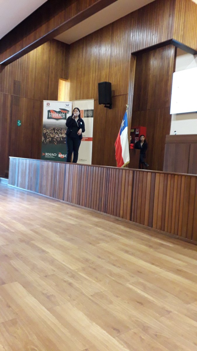 UATalca's tweet photo. Estudiante Champion comprometida con la excenlecia del cuidado. Como dice la RNAO los estudiantes TRANSFORMANDO LA ENFERMERIA A PARTIR DEL CONOCIMIENTO. https://t.co/mKbsQqwEEJ