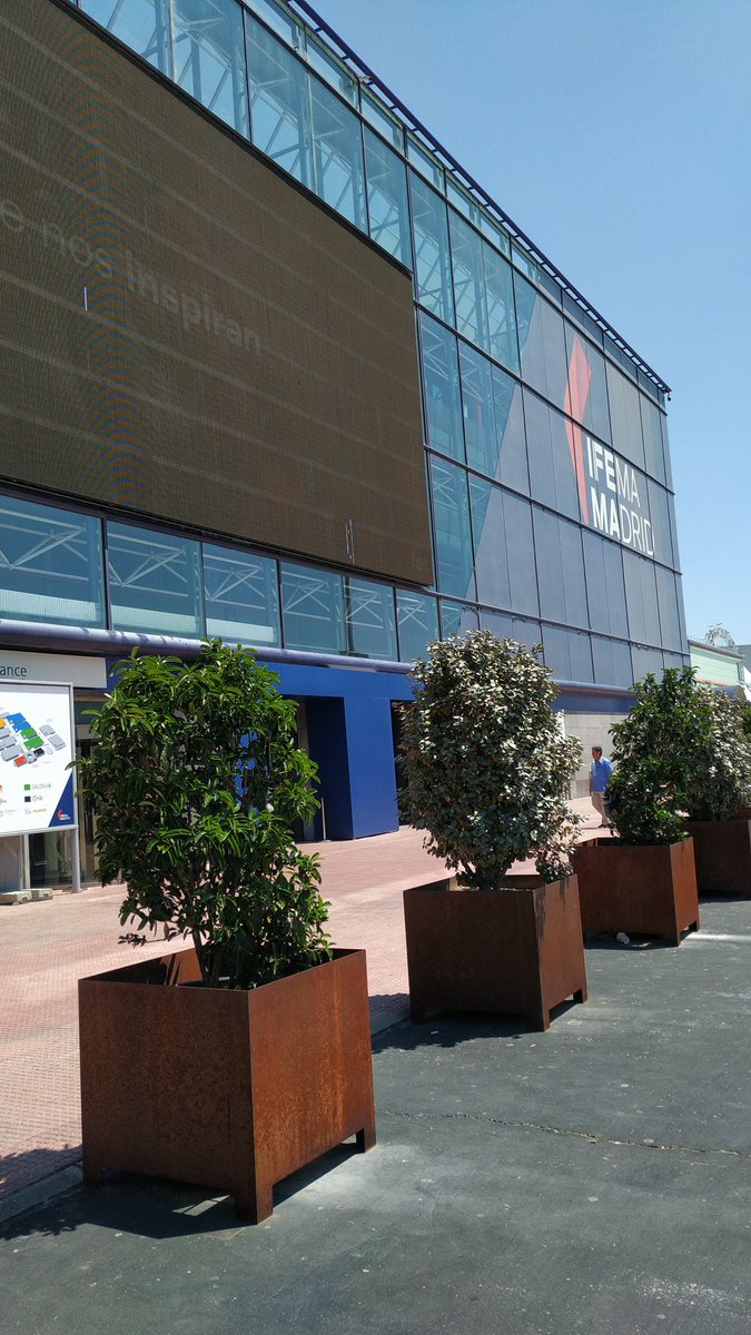 Antonio30500537's tweet image. Recopilando más socios de negocio #AWSSummit #awssummit2023 #amazonespaña