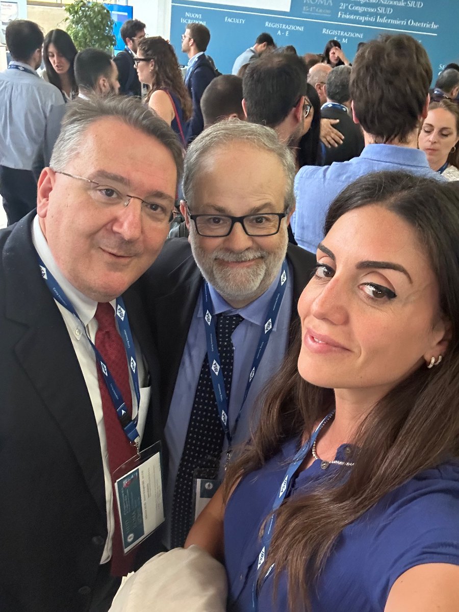 Selfie with gladiators!! 
<a href="/_SIUD/">SIUD - Società Italiana di Urodinamica</a> #siud23blu #FANTASIUD
@siudsocial