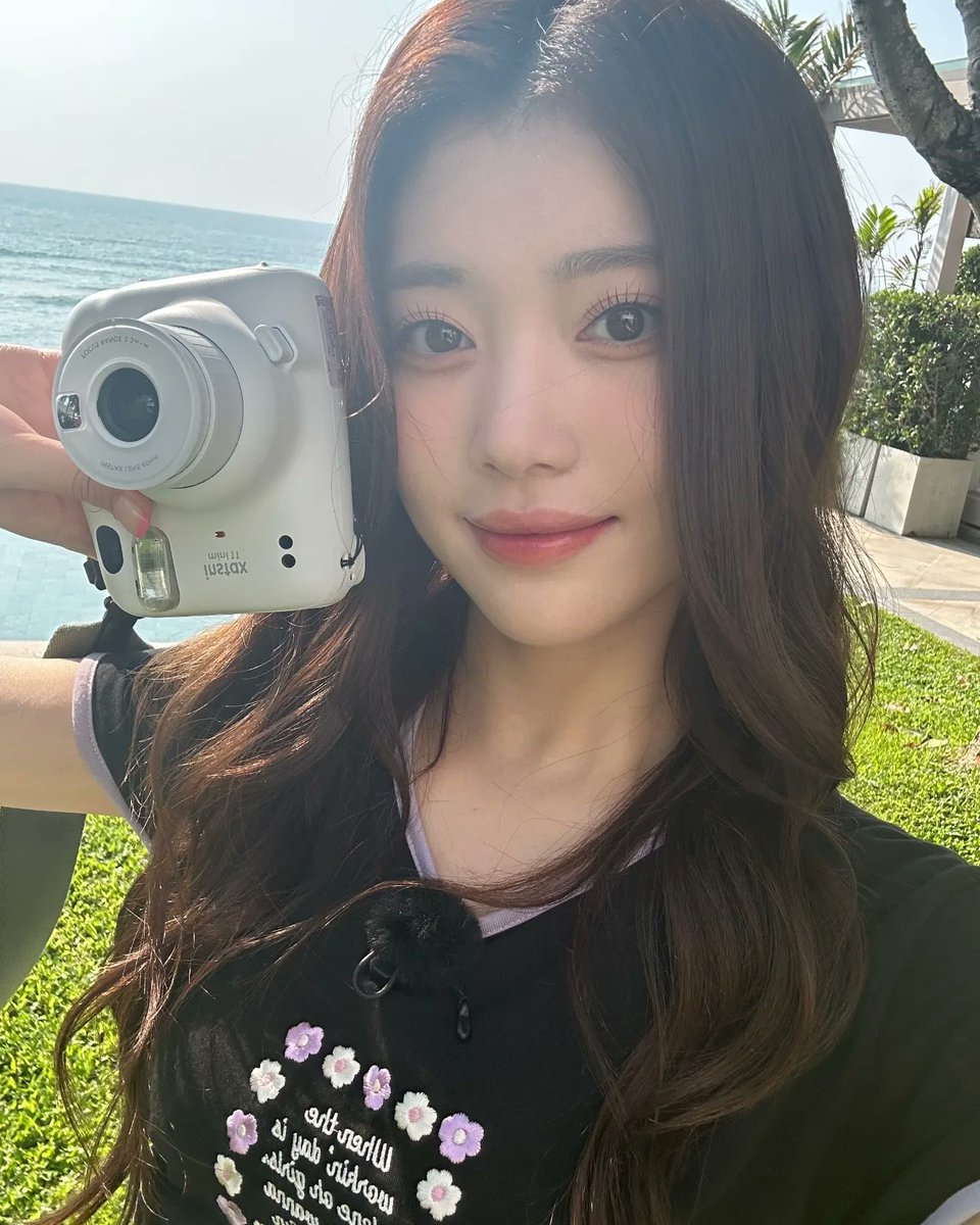 🦌i ate 🍩 today tweet media