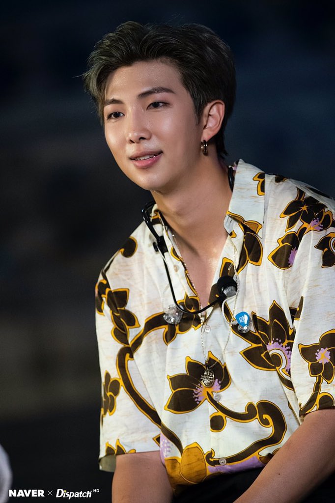 joooniehq's tweet photo. gorgeous namjoon https://t.co/VzDwjYt75v