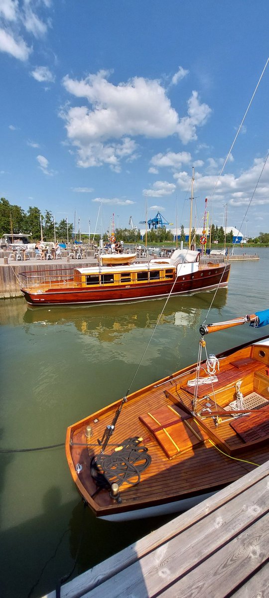 PhotoMicrobes's tweet photo. Today, we participated in the Summer Day of the Faculty of Technology @UniTurku #ututech in the Ruissalo shipyard. Great day full of #networking and enjoying good food and company. @Turkukaupunki https://t.co/JrEgKTd7mL