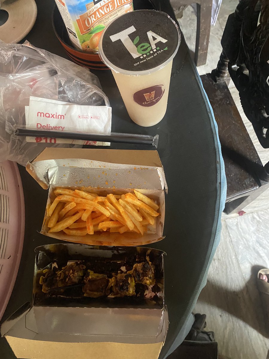 Barbsiie's tweet photo. Fries and Pork siomai https://t.co/icSebETO43