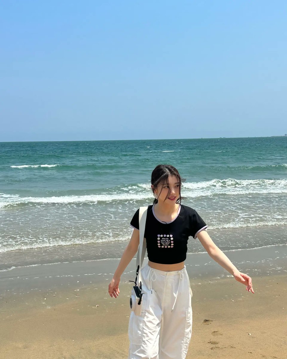 🦌i ate 🍩 today tweet media