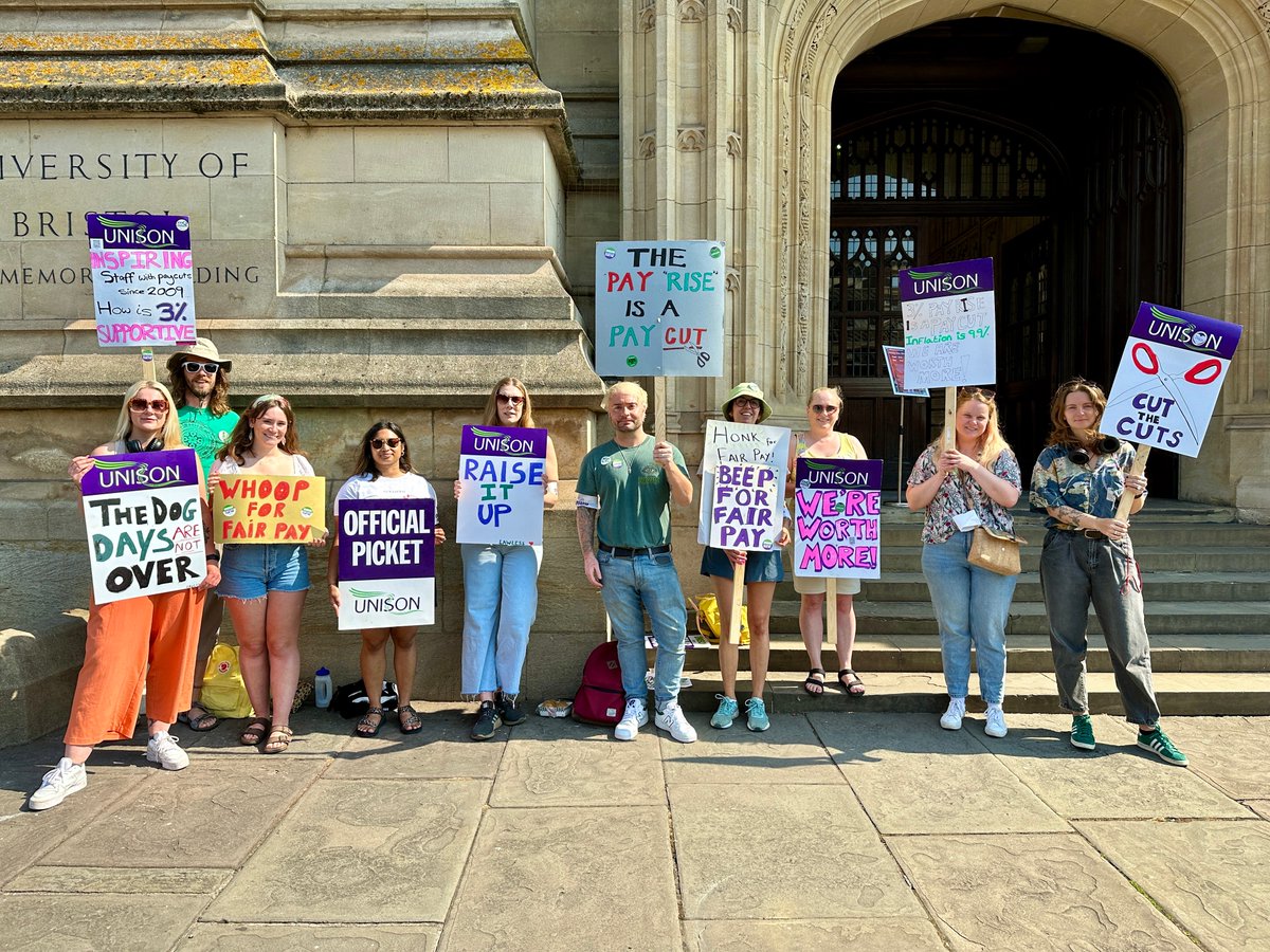 University of Bristol support staff started *FIVE DAYS* of strike action today ✊🏼 Tomorrow they'll be joined by @Bristol_UCU for some sunny strikes and solidarity picket lines. Just so happens that it's @BristolUni's open day too... 👀 #RisingForBetterPay #uNDC23