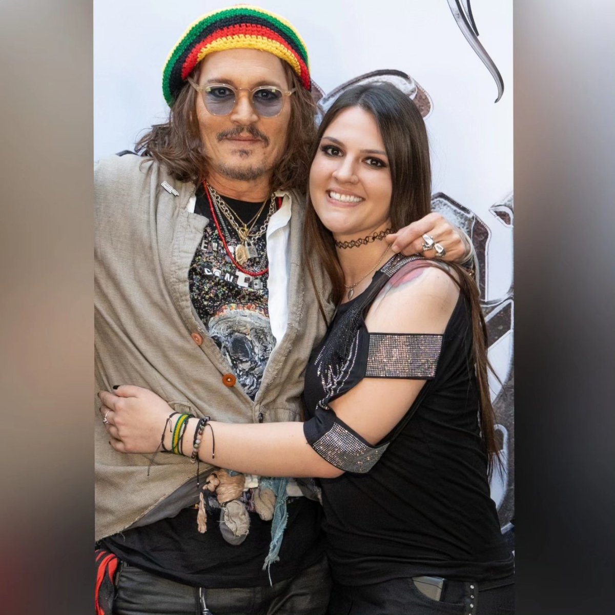 BrunaKelly's tweet photo. My dream came true 😭🥹 #johnnydepp https://t.co/iUV6n2PVx3