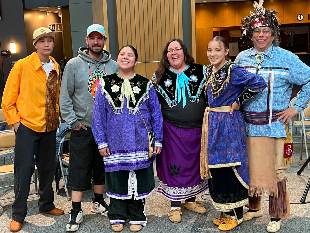 I had a lot of fun and learned so much at the "Haudenosaunee Voices" workshop. Thank you to Kelly Fran Davis and her friends  and family, who sang, danced and taught us about their Indigenous culture. Thank you to the grand Philharmonic choir for hosting this awesome event!