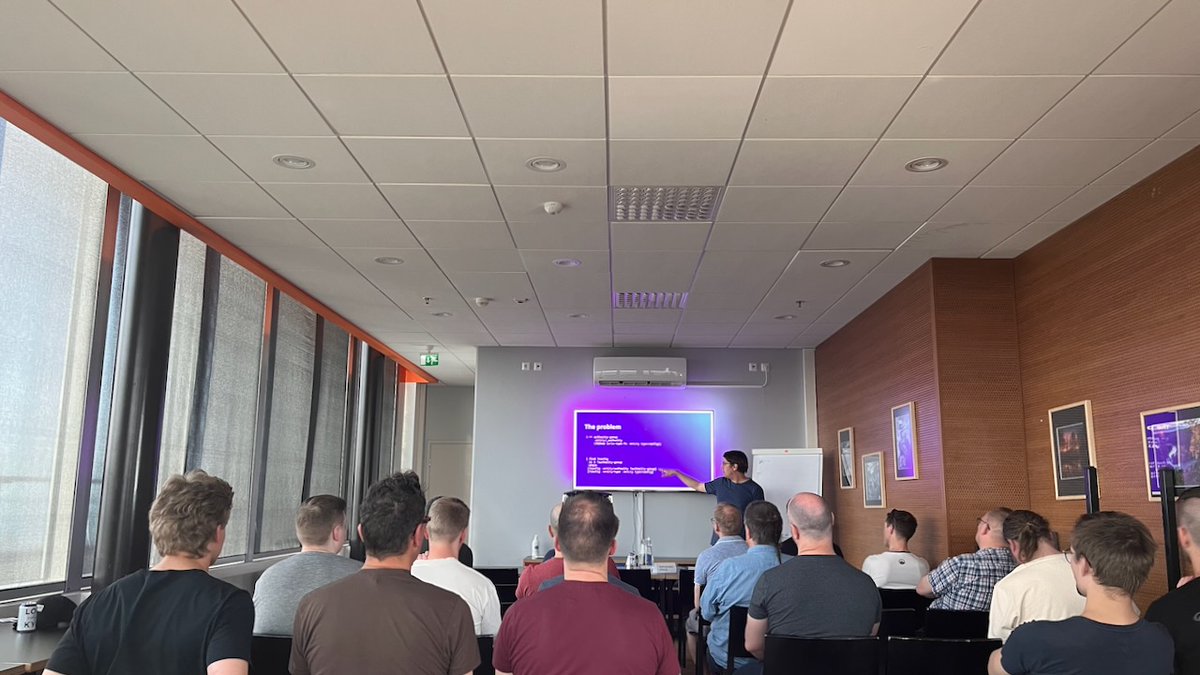 Clojure Finland tweet media