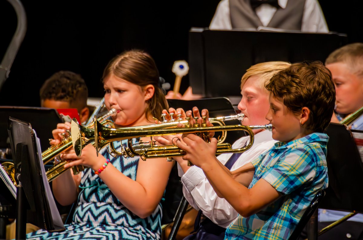 Congratulations to our talented students and teachers at the 4th - 6th grade band and chorus concert.
Photos by: Jeff Owczarzak #rjpride