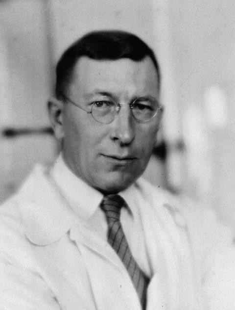 @MadScientistFF Frederick Banting, co-creator of insulin as treatment for type 1 diabetes, 1921 (Nobel prize for medicine, 1923, aged 34. 4th youngest Nobel winner in history). Average life expectancy, pre discovery = < 3 years. in 2023? i`m currently at 29 years with T1 diabetes!  @BantingHouse