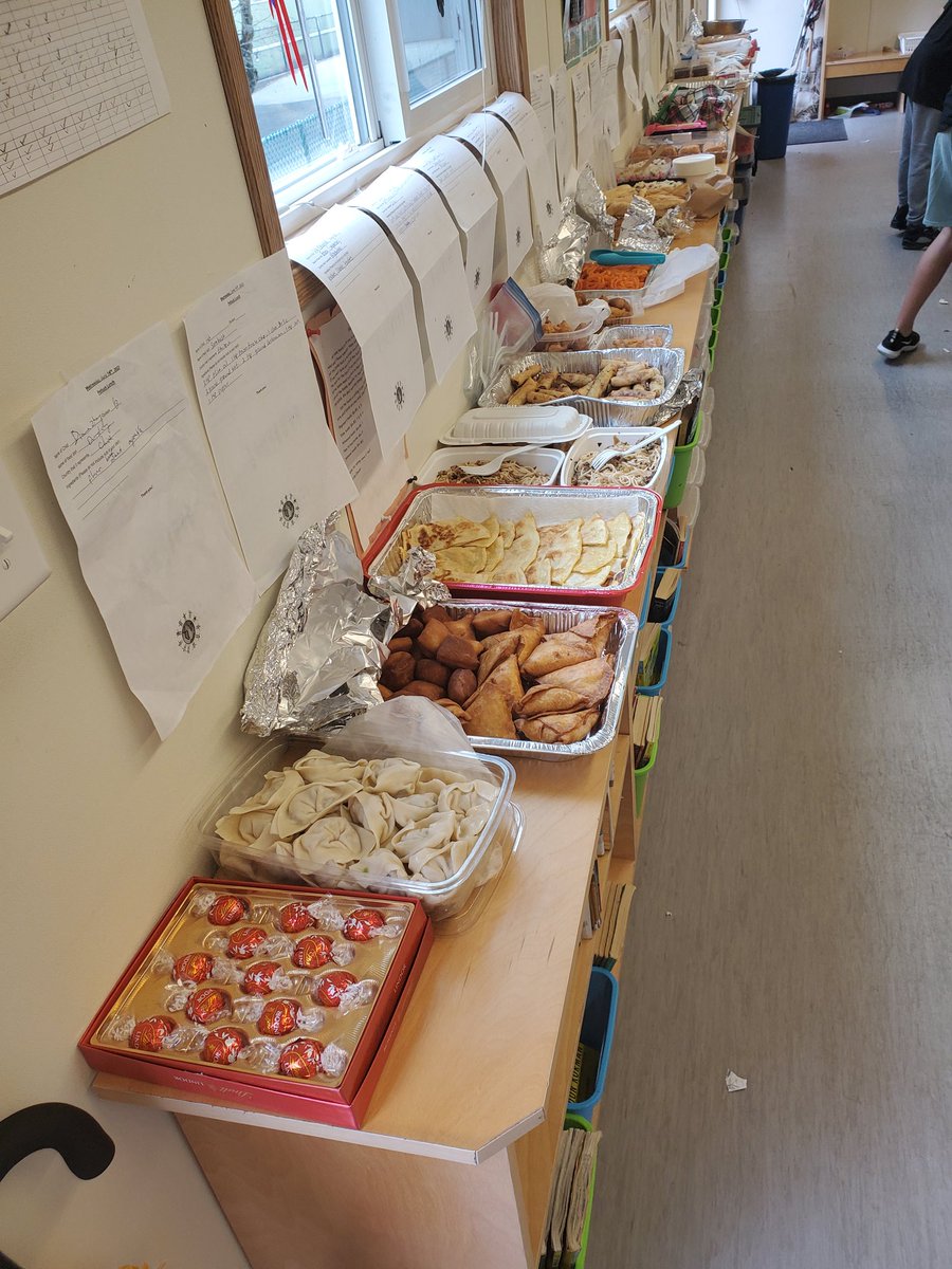 naimah1's tweet image. Students thoroughly enjoyed different cuisines at our Multicultural Potluck lunch yesterday! 
#Multiculturalweek
@LKCougars 
@newwestschools