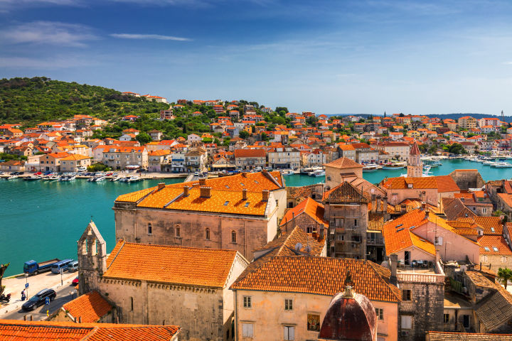 Explore the Dalmatian Coast with These Flights to Croatia 🌊 🐚 dlvr.it/Sqk7Dz