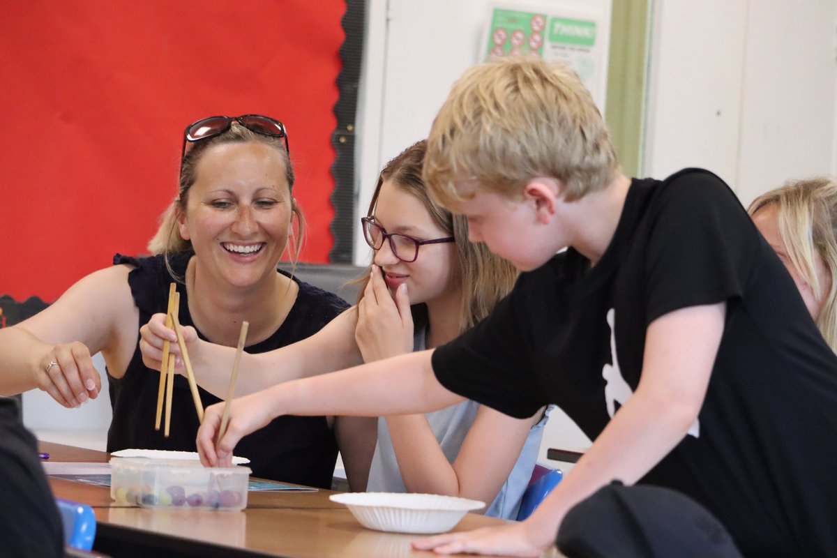 A big thank you to all Year 6 families who attended a Mandarin Taster Lesson this week.

The lesson included learning the 4 different Mandarin tones, learning how to count to 10, how to write numbers and, finally, chopstick mathematics which involved solving sums in Mandarin!