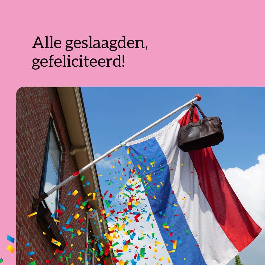 Aan alle geslaagde eindexamenleerlingen: hartelijk gefeliciteerd met het behalen van jullie middelbareschooldiploma!! 😃🎉🎊🎈