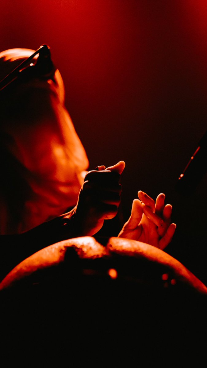 🎡
⏰July 15 2023
🇺🇸NYC <a href="/brooklynbowl/">Brooklyn Bowl</a> 
🎫 imarhan.com
🚀

📷 Nuno Bernardo

#imarhan #nyc #brooklyn #brooklynbowl #tuareg #assouf #aboogi #desert #desertrock #desertpop #desertfunk #desertblues #algeria #tamanrasset #hoggar #ustour