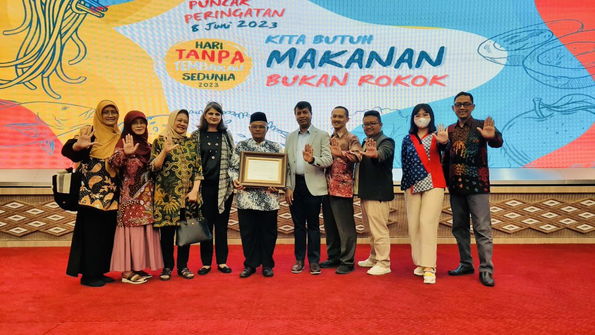 The Union (@theunion_tblh) on Twitter photo The Magelang Regency has reduced the area of tobacco plantation from 7,573 hectares in 2012 to 5,265 hectares in 2022.
In recognition of these efforts, the <a href="/WHO/">World Health Organization (WHO)</a> presented the Indonesia Multicultural Farmers Forum with a #WorldNoTobaccoDay Award 2023. The Magelang Regency has reduced the area of tobacco plantation from 7,573 hectares in 2012 to 5,265 hectares in 2022.
In recognition of these efforts, the <a href="/WHO/">World Health Organization (WHO)</a> presented the Indonesia Multicultural Farmers Forum with a #WorldNoTobaccoDay Award 2023.