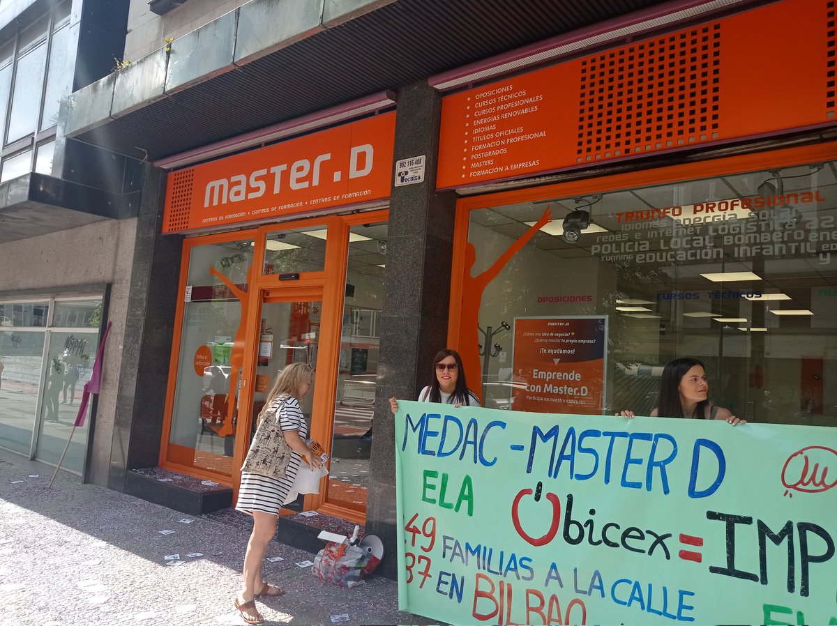 🙋🏾♀️La plantilla de <a href="/Implika_Formac/">Implika Formación</a> continuamos en #huelga ante el despido del 60% de la plantilla, 87 sólo en #Bilbao y la mayoría #mujeres

Hoy estamos ante @masterd 

9️⃣2️⃣ Egun #greban  %60 langileei kaleratu ditu Implika taldeak, orain OBiCEX% 9️⃣0️⃣ emakumeak 

@institutoMEDAC