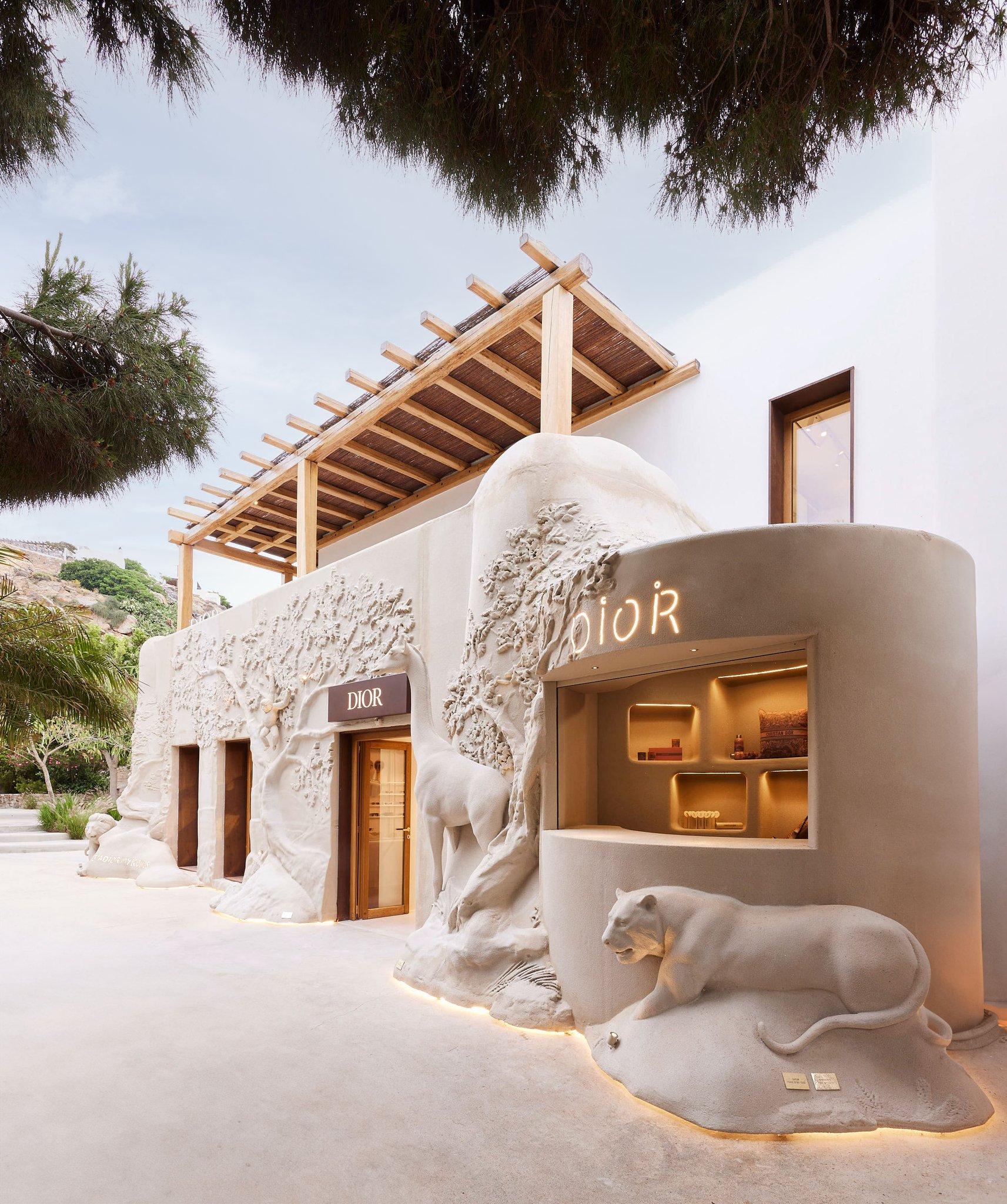 Dior on X: Fantasy jungle. The #Dioriviera pop-up in Nammos, Mykonos,  brings a dash of dolce vita to the island's minimalist interiors. More    / X
