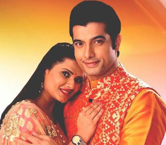 VRishbala's tweet photo. TanShi 💞
A story of two lovers which is just not limited to one birth , who despite the circumstances being odd continues to love only each other with their whole heart n soul in every birth to fulfill their Kasam Pyaar Ki..🤗🥺💕✨ https://t.co/8Am3divKtP