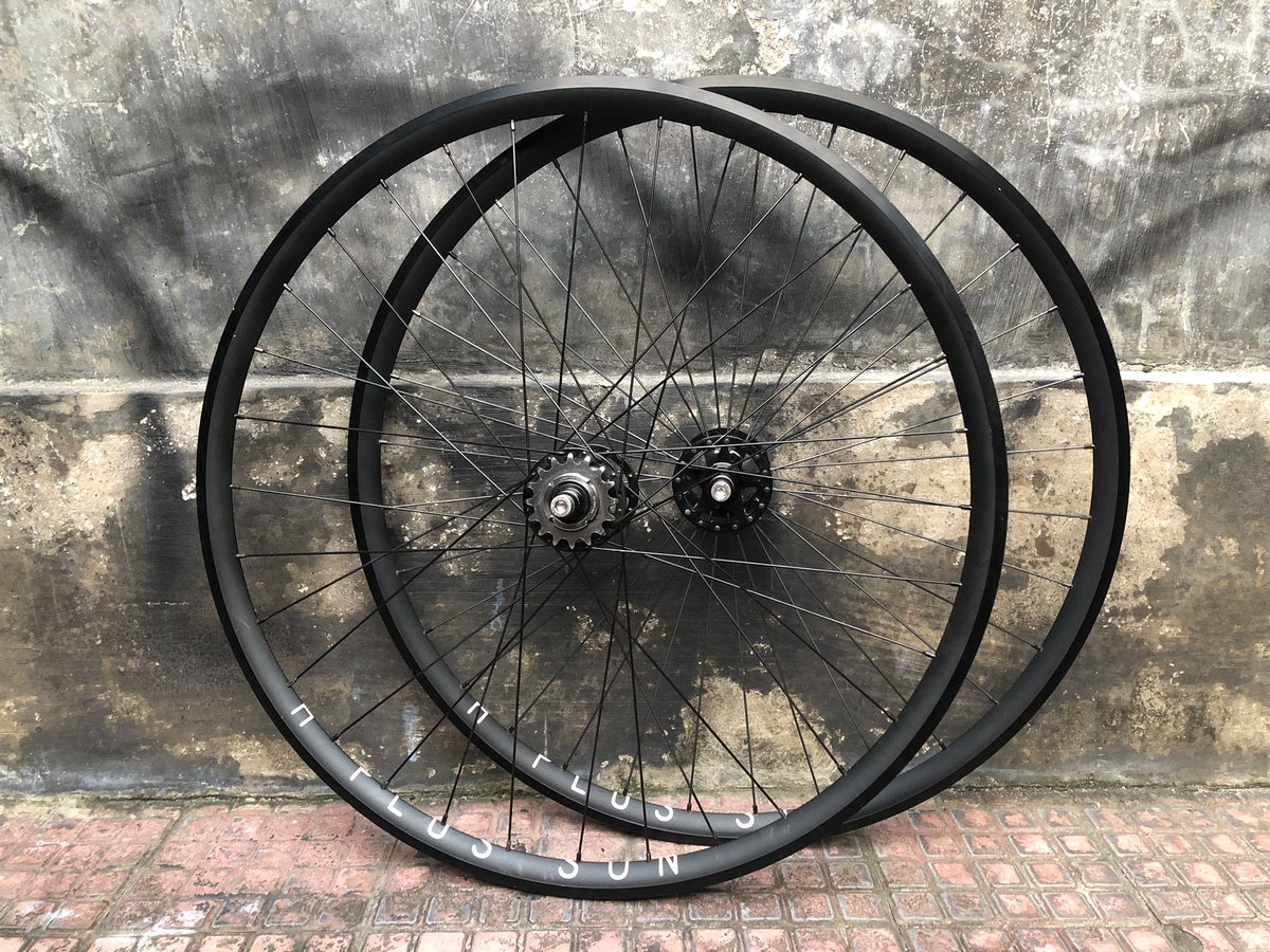 ɪʟʜᴀᴍ tweet media