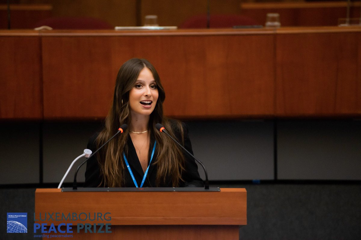 CariaCatarina's tweet photo. Honored to address inspiring #PeaceLaureates during the 🇱🇺 #LuxembourgPeacePrize @SchengenPeace representing @GlobPeaceIndex CEO Steve Killelea. 

Humbled to share the stage w/ @LevchenkoMariia on #PathwaysforPeace in 🇺🇦

#PositivePeace #WomenPeaceSecurity #BuildingResillience https://t.co/I0MMcYncnr