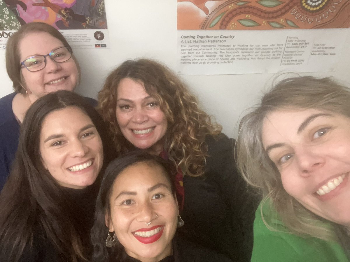 BraybrookA's tweet photo. Celebrating the 2nd year anniversary &amp; smoking of Marram-Ngala Gambu (Koori Family Hearing Day) in Shepparton Making courts more accessible &amp; ensuring all voices are heard and more critically our mums of our kids, who experience family violence have a say! @DjirraVIC https://t.co/Hl5wpqqLfF
